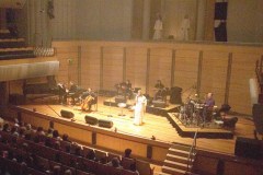 Bliss_wide_stage_6976